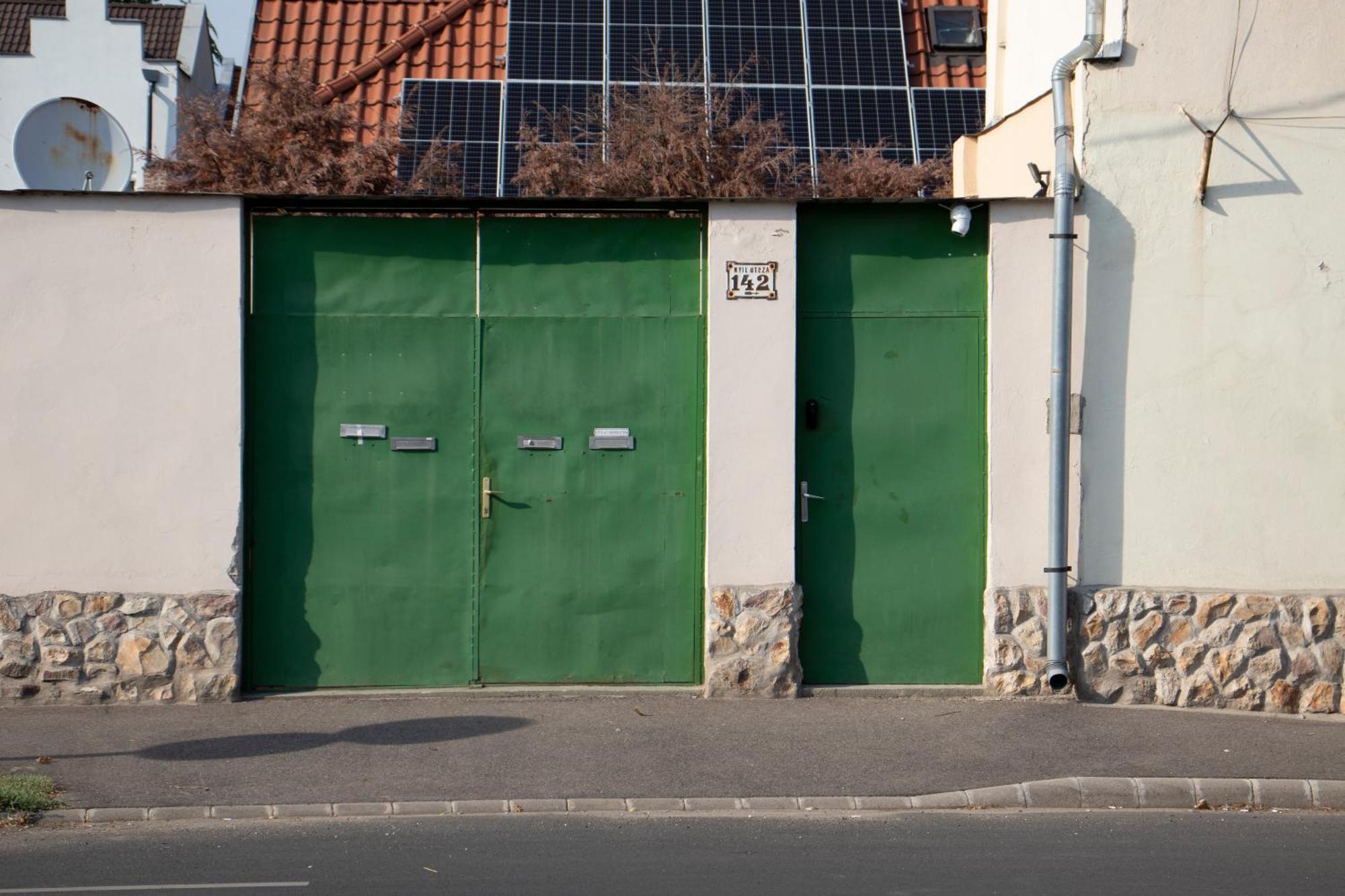 Civis Debrecen Hostel Экстерьер фото